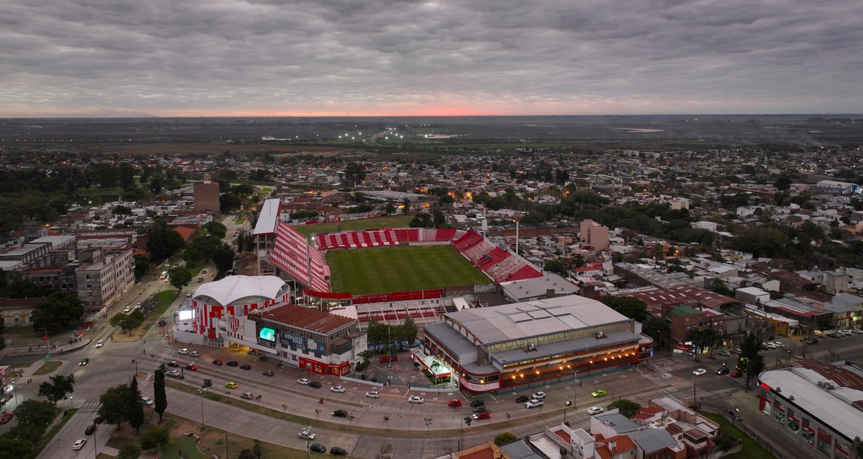 Los Clubes capitalinos, NO quieren viajar al Interior - FutbolFlorida