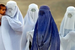 La ONU afirma que es "imposible" reconocer al gobierno Talibán debido a las fuertes restricciones contra las mujeres.