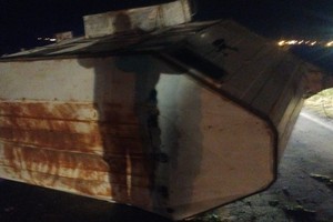 Así quedó el tráiler tras el accidente. Crédito: infomasnoticias.com