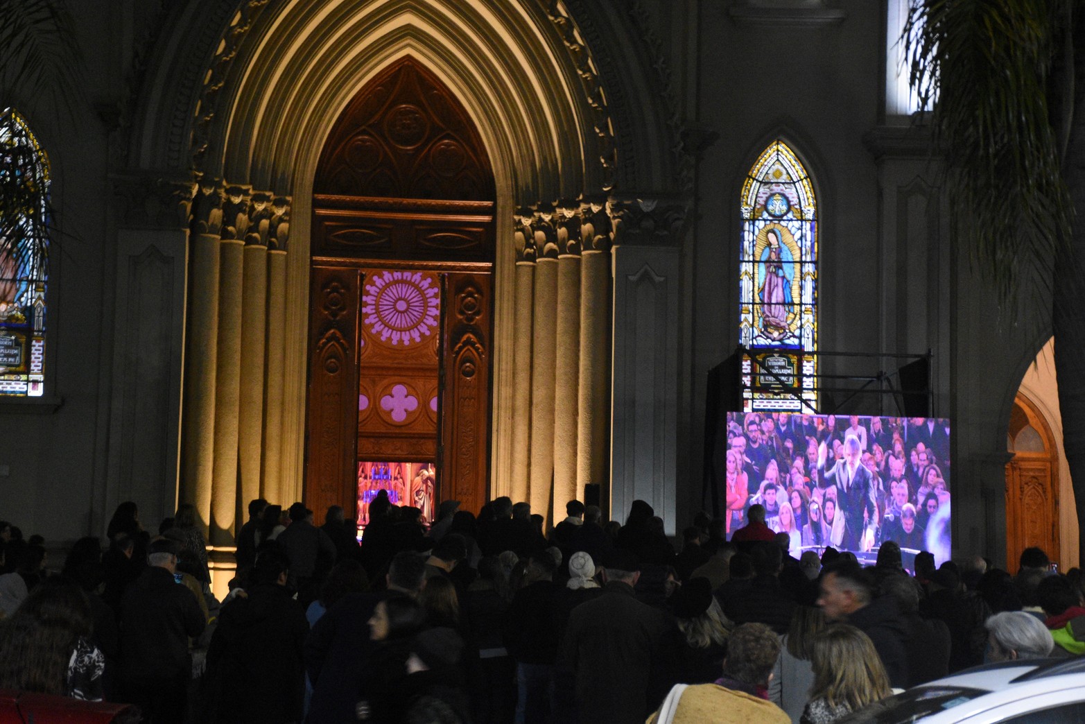 Noche de Réquiem, en la Basílica de Guadalupe.