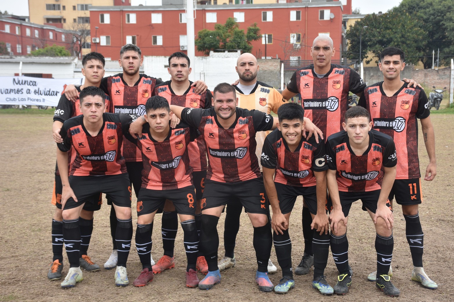 Las Flores II 1 -Independiente Santo Tomé 2. Foto: Luis Cetraro