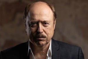 Jaime Roos vuelve al país.