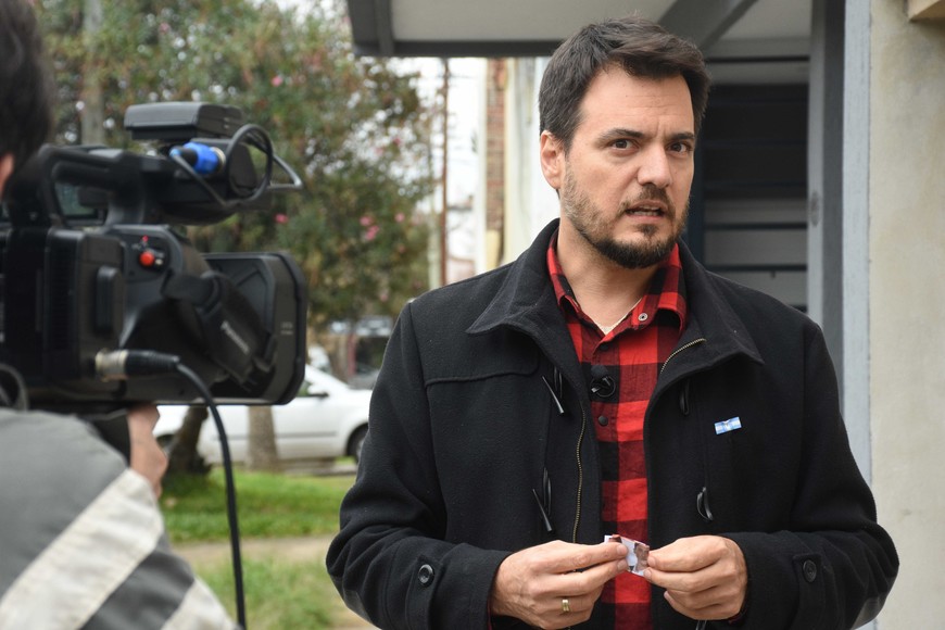 Filmación. Ferrato dijo que quiere sumarse a la arena política para intentar dar soluciones sobre los problemas comunes del ciudadano de a pie. Por ejemplo, la inflación y la inseguridad. Crédito: Luis Cetrato