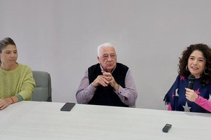 Tanto el senador Sosa como la intendente Mitre coincidieron en que la política bien entendida es la que se practica en conjunto priorizando el bien común.