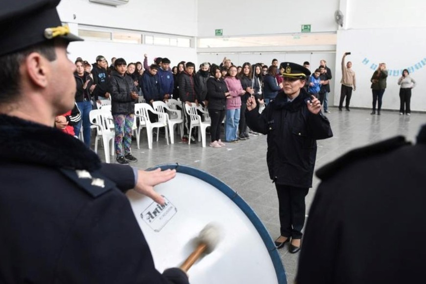 La inspector Carina Stieb, en un momento de su labor.