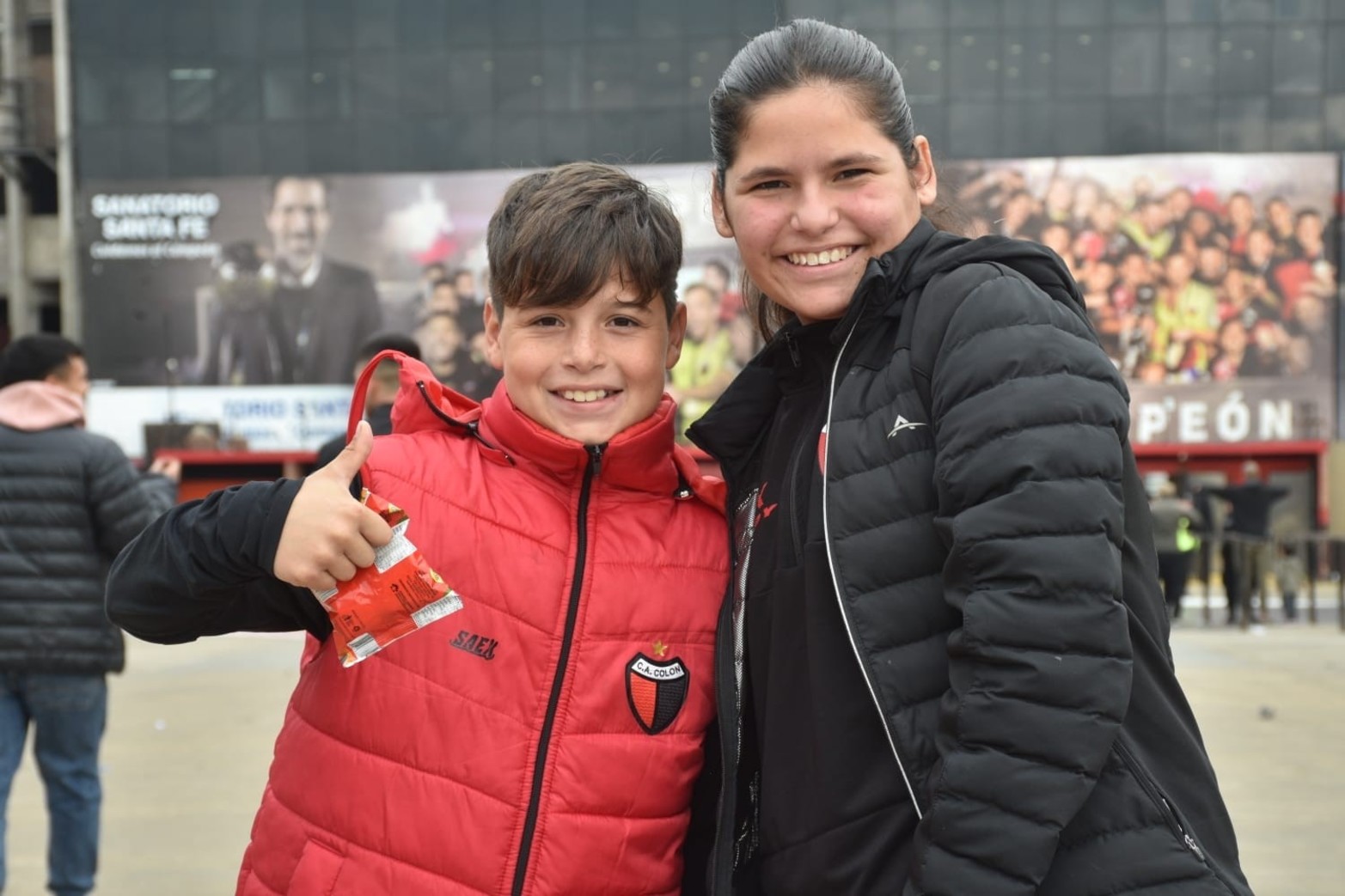 Colón y Belgrano de Córdoba se enfrentan en el Brigadier López en un partido de la 24ta. fecha de la Liga Profesional.