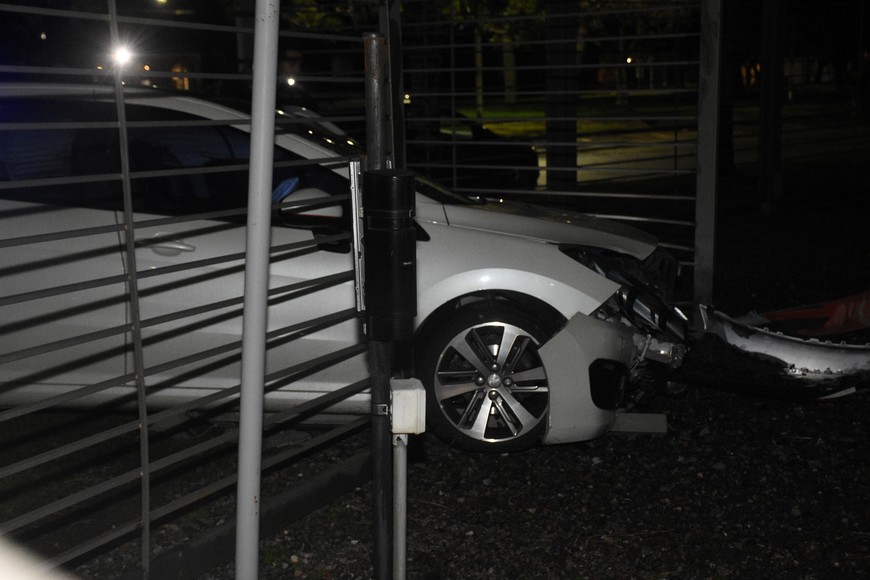 Choque en Eva Perón al 2100