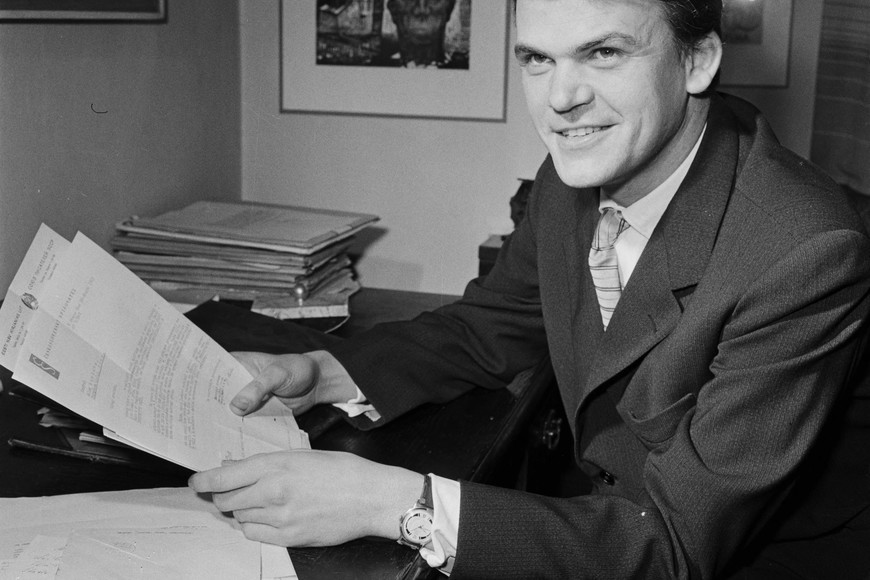 Writer Milan Kundera is pictured in Prague, former Czechoslovakia, May 6, 1963. CTK Photo/Frantisek Nesvadba via REUTERS ATTENTION EDITORS - THIS IMAGE HAS BEEN SUPPLIED BY A THIRD PARTY. NO RESALES. NO ARCHIVE. CZECH REPUBLIC OUT. NO COMMERCIAL OR EDITORIAL SALES IN CZECH REPUBLIC.