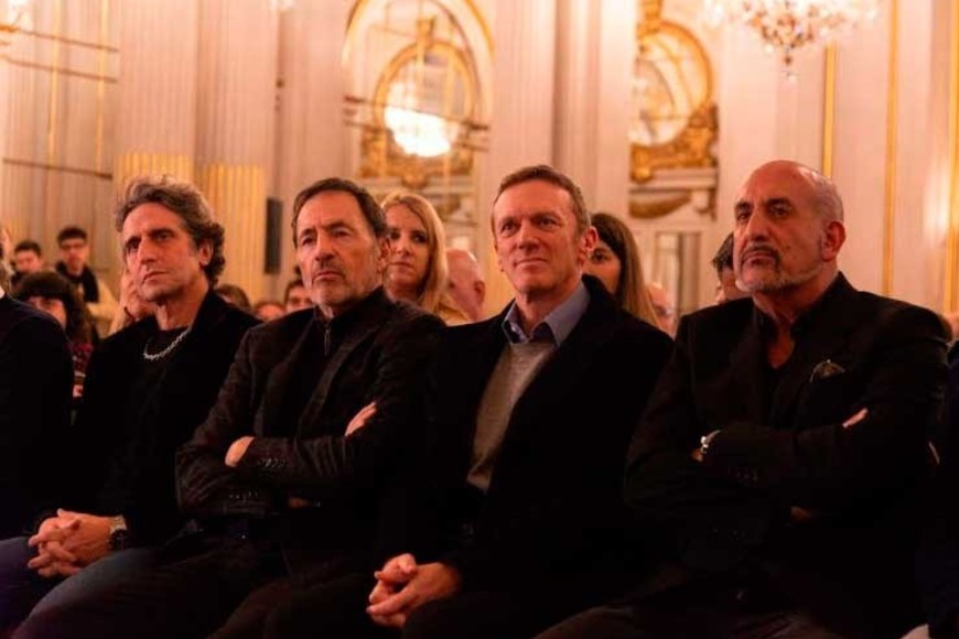 La serie fue condecorada como Interés Cultural en la Legislatura de la Ciudad de Buenos Aires.