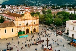 Protección civil estatal confirmó que no hubo reportes inmediatos de daños materiales, heridos o víctimas mortales.