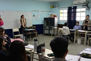 Como el objetivo del equipo es continuar brindando charlas de diferentes temáticas a lo largo del ciclo escolar, días posteriores se desarrolló otra jornada, en esta oportunidad con alumnos de 2do año, donde también se habló de Bullying.