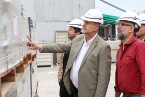 "Es indudable que todo esto es consecuencia de la fortaleza y diversidad de nuestro sistema productivo, pero también de la decisión del gobernador Perotti de apoyar a quienes invierten y trabajan", dijo Pusineri.