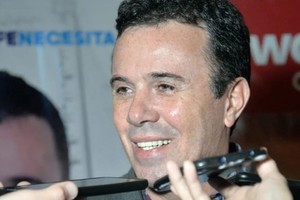 Sonrisa. Es la que tuvo anoche, en el bunker montado en un restaurante de la Recoleta santafesina. Crédito: Manuel Fabatía