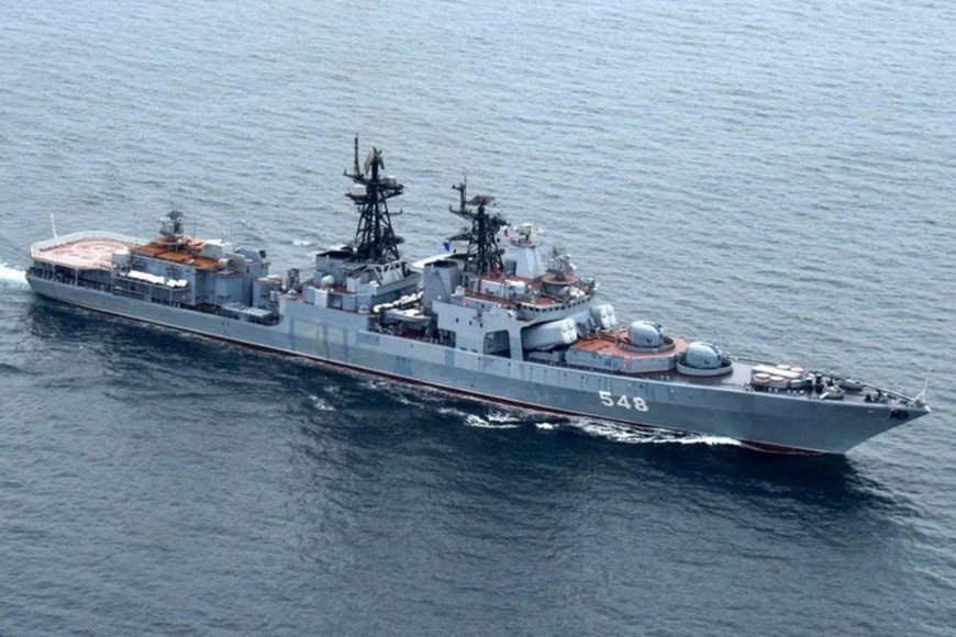 El destructor ruso Almirante Panteleyev, que habitualmente encalla en Vladivostok.