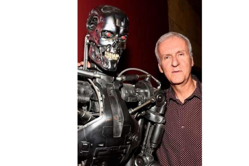 El famoso director de cine James Cameron expresó sus preocupaciones sobre los riesgos que la inteligencia artificial