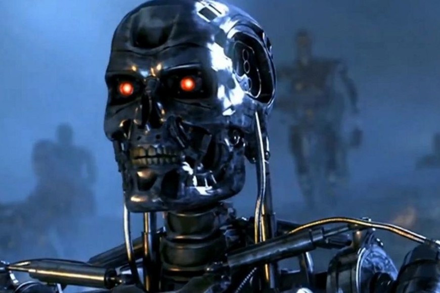 El famoso director de cine James Cameron expresó sus preocupaciones sobre los riesgos que la inteligencia artificial