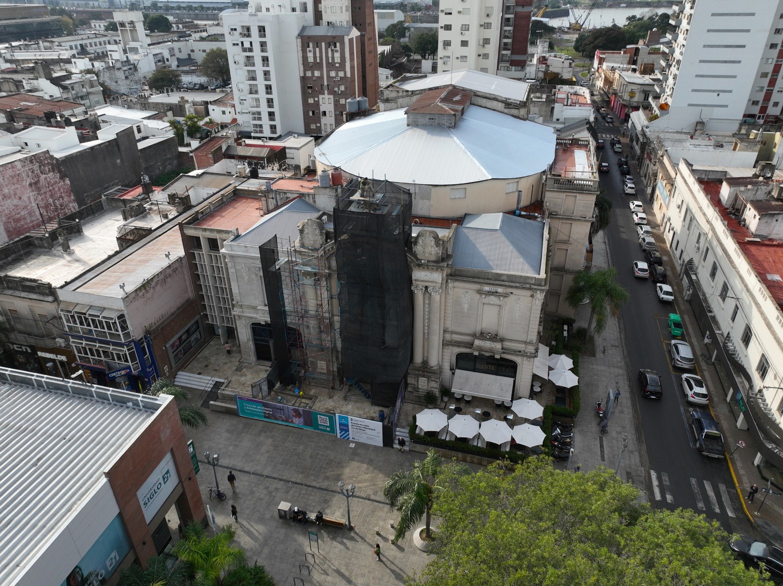 Trabajos de puesta en valor del Teatro Municipal.