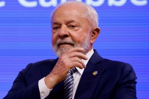 Presentan un proyecto de ley para defender la democracia firmado por Lula Da Silva.