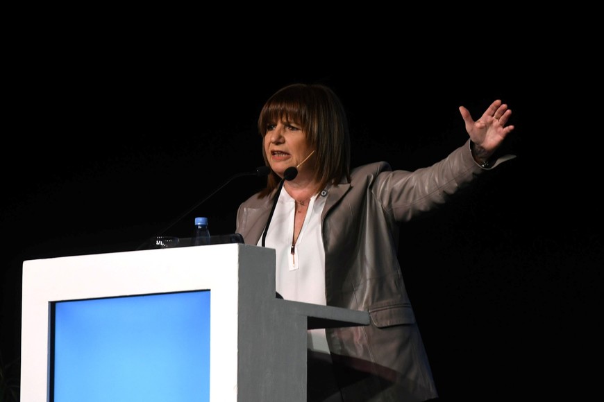 Bullrich habló de cepo y las nuevas medidas económicas.