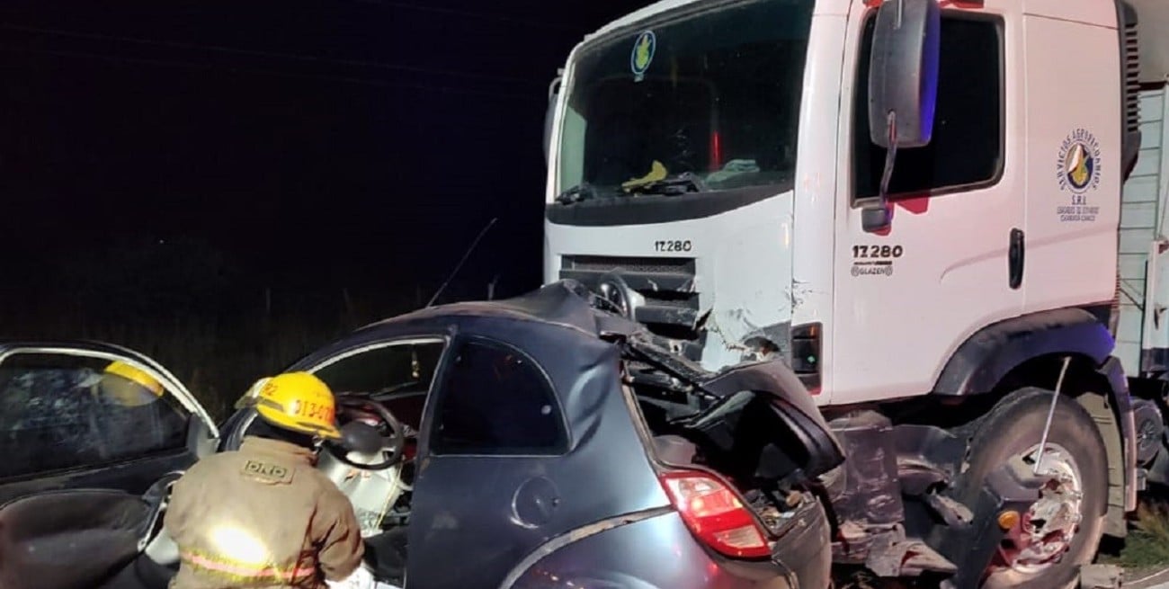 En la noche del lunes 26 de junio, el auto en el que viajaban Silvia Melgarejo y Marcelo Vega impactó de manera frontal con un camión cargado con 37 toneladas de cereal.