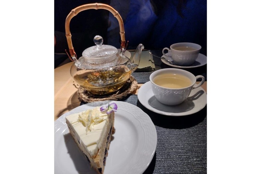 El té es la bebida más popular del mundo, después del agua. El arte de preparar té nació hace más de 5.000 años durante la dinastía Shang en China.