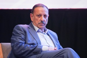 El reelecto mandatario riojano remarcó "las graves consecuencias de transmitir mensajes sesgados, malintencionados o injuriantes, al sembrar odio y noticias falsas".