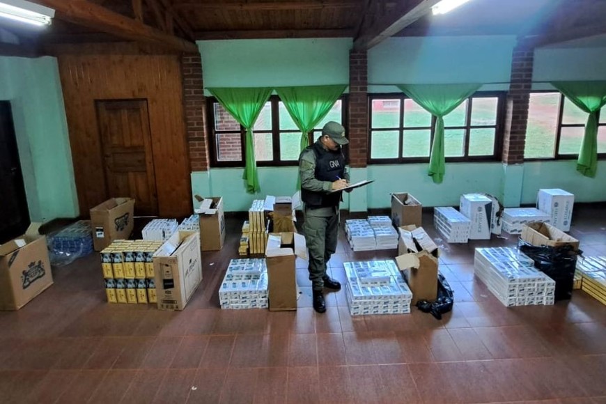La mercadería fue hallada dentro de cajas. Crédito: Gendarmería Nacional.
