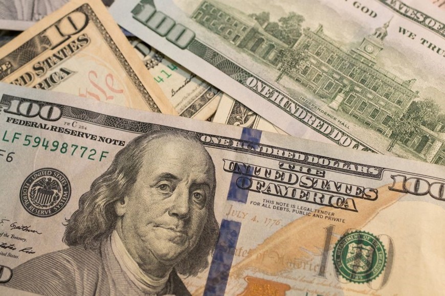 El dólar “ahorro”, cuyo cupo de US$200 de compra se renueva hoy, tendrá un valor de $503,86.