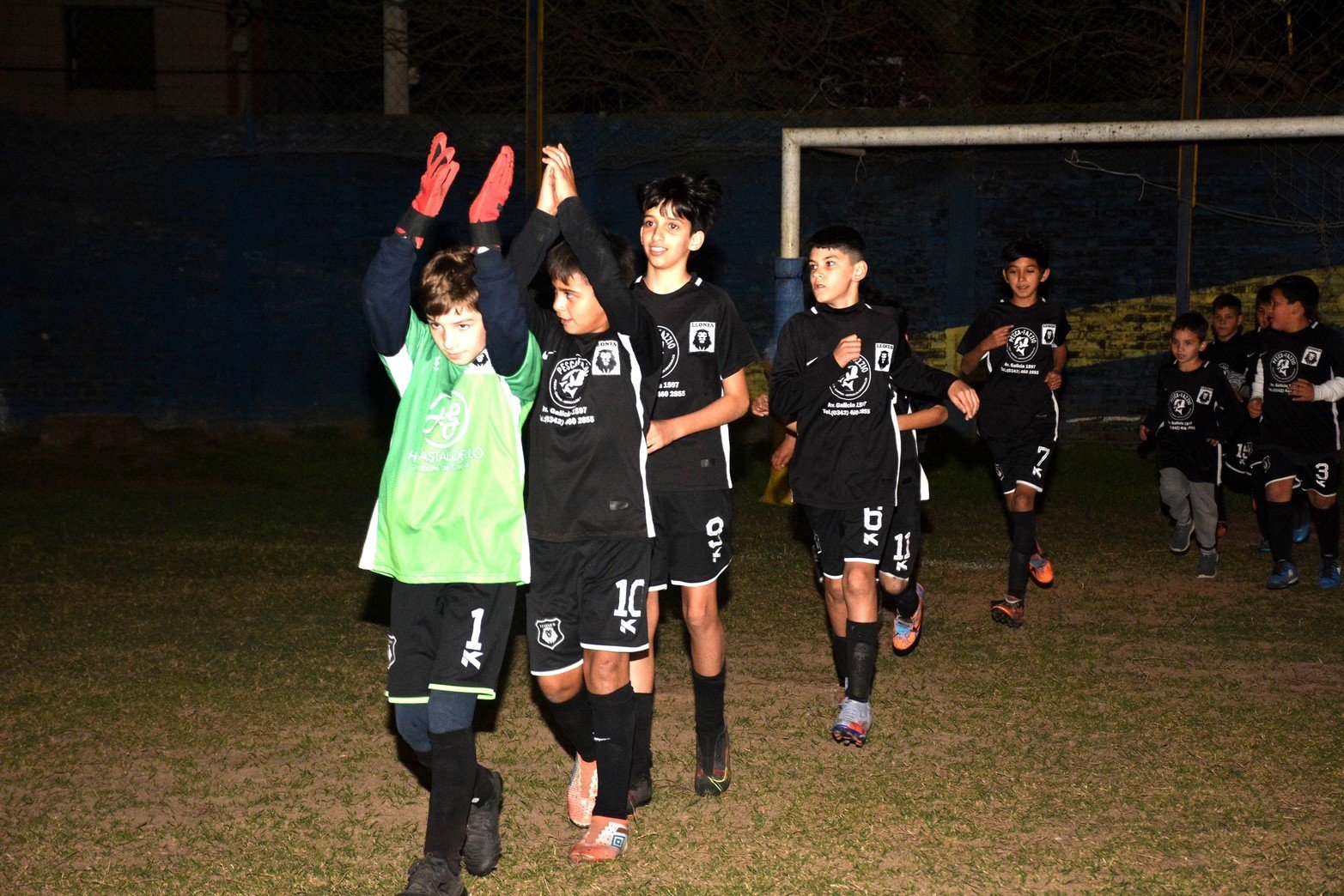 La comunidad de Guadalupe se volcó masivamente a apoyar a los futuros deportistas, mostrando su entusiasmo y compromiso con el desarrollo deportivo de los más pequeños. El torneo, en su inicio, ha sido una verdadera fiesta para todos, con el fútbol como protagonista y la unión de las familias como un valor fundamental.