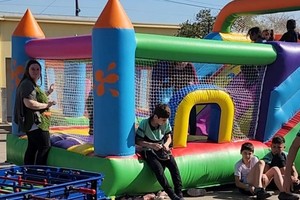 “Agosto es un mes espacial para San Carlos Norte, ya que junto al mes de las infancias se celebran las fiestas patronales. Como inicio de todas las actividades, agradecemos al senador Rubén Pirola por el apoyo y el acompañamiento continuo”, manifestaron autoridades comunales.