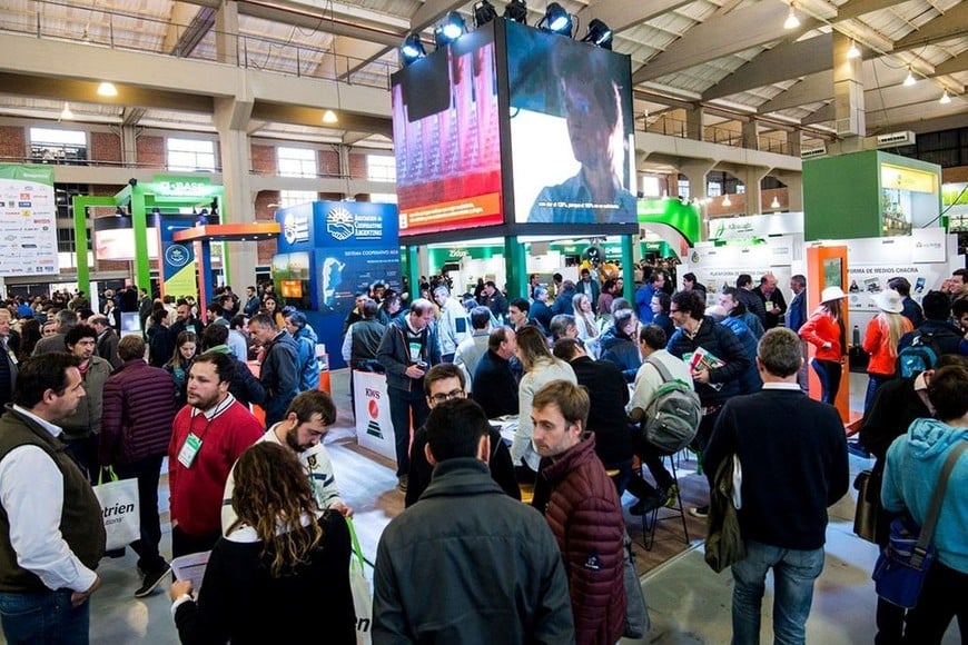 La Mesa Agtech está constituida por el esfuerzo y la articulación pública-privada de: Universidad Austral, INTA, Bolsa de Comercio de Rosario, Municipalidad de Rosario, SF500, Polo tecnológico Rosario, Aapresid, Innventure, Endeavor, Xerendip, Glocal, Boortmalt, The Yield Lab, Syngenta y el Gobierno de la provincia de Santa Fe.