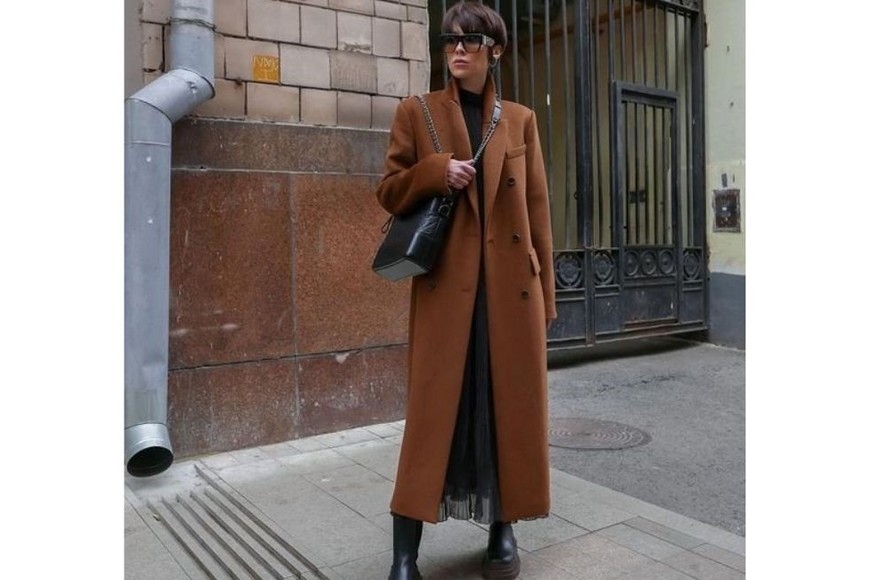 Te dejamos 8 looks alucinantes para que te inspires y puedas combinar esta tendencia en tu guardarropa.