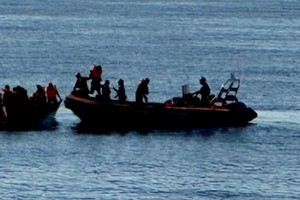 Al menos 41 personas que buscaban llegar a Europa a través del Mediterráneo