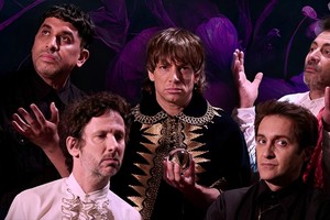 El peculiar Joaquín Levinton al centro, escoltado por Carlos “Tody” Tapia, Leandro Lopatín, Nicolás Ottavianelli y Fernando Caloia. Foto: Gentileza producción