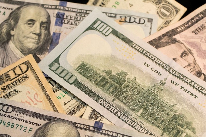 El dólar “blue” inicia la rueda de este jueves a $600.