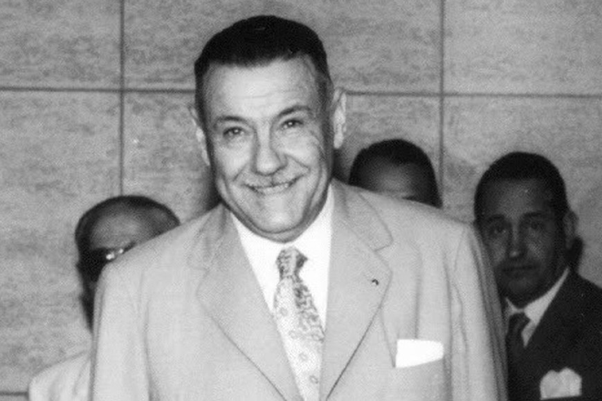 Carlos Bernardo González Pecotche (Raumsol). Fundador de la primera escuela logosófica en 1930.