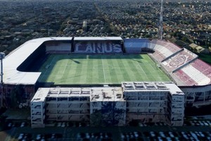 El encuentro entre Defensa y Botafogo se jugará en el estadio de Lanús.
