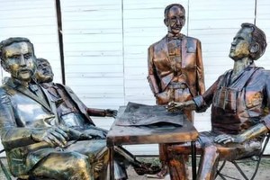 Alguna de las obras del escultor Daniel Melero.