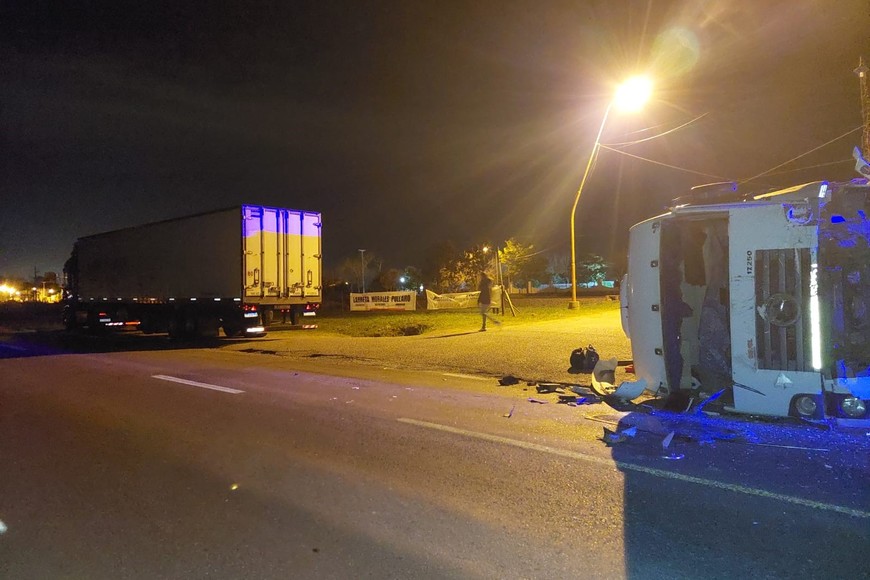 Los vehículos involucrados.