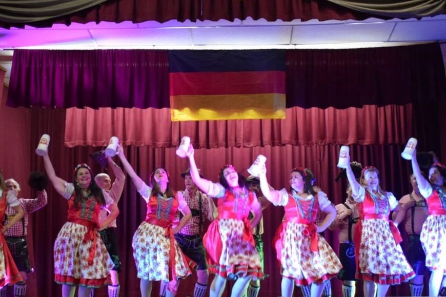 La 18va. edición se desarrollará el próximo 26 de agosto a partir de las 21 horas, en lo que promete ser una noche típica, con mucho colorido, tradición y por supuesto el cálido y alegre clima de una verdadera fiesta Alemana.