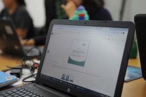 El curso “Yo puedo programar: cómo desarrollar mi primera página web”organizado junto a Junior Achievement está destinado a jóvenes y docentes es gratuito, con preinscripción.