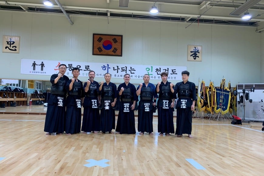 Los mejores. El equipo argentino tuvo la posibilidad de aprender junto a los grandes maestros.

Gentileza.