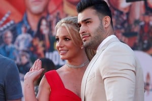 FILE PHOTO: Britney Spears and Sam Asghari pose at the premiere of "Once Upon a Time In Hollywood" in Los Angeles, California, U.S., July 22, 2019. REUTERS/Mario Anzuoni/File Photo