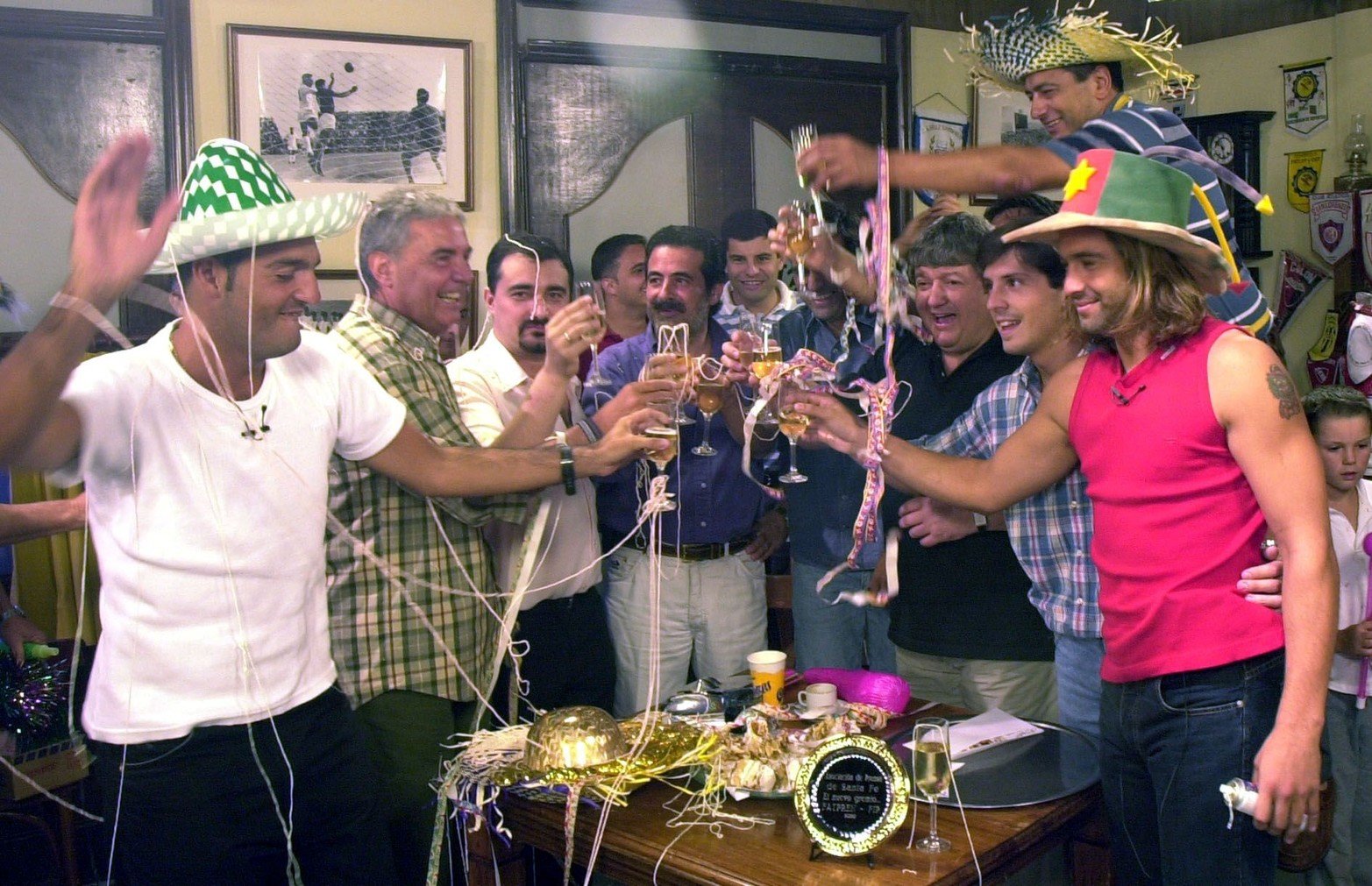 En el programa Café con Fútbol. Manuel Vittori, junto a Dario Pignata, Ricardo Porta, Fabian Mazzi, Enrique Cruz, Miguel Panetto, Matías Salord y Cristian Castillo.