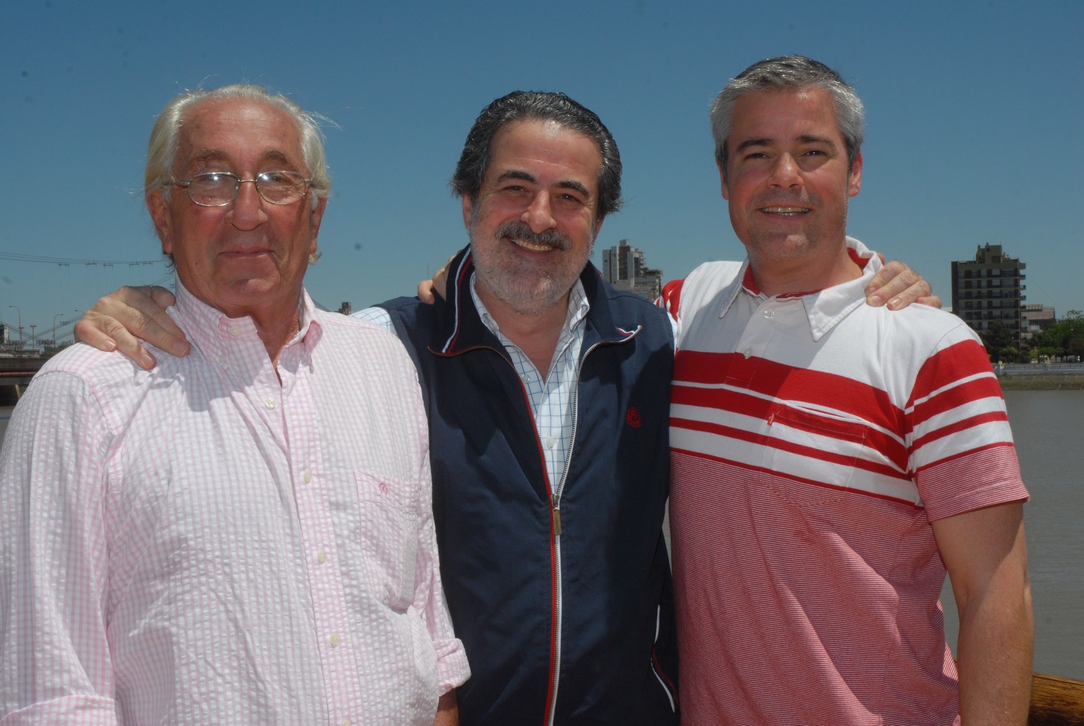 30 de octubre de 2010. Maratón Acuática Santa Fe - Coronda.  Carlos Larriera, Manuel Vittori y Diego Degano.