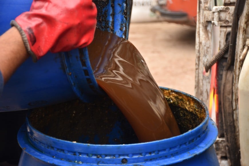 Reciclado. Hay empresas encargadas de recolectar el aceite usado para su reutilización.
