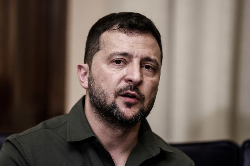 Ukrainian President Volodymyr Zelenskiy meets with Greek President Katerina Sakellaropoulou at the Maximos Mansion in Athens, Greece, August 21, 2023. Theodore Manolopoulos/Greek Presidency Press Office/Handout via REUTERS THIS IMAGE HAS BEEN SUPPLIED BY A THIRD PARTY.