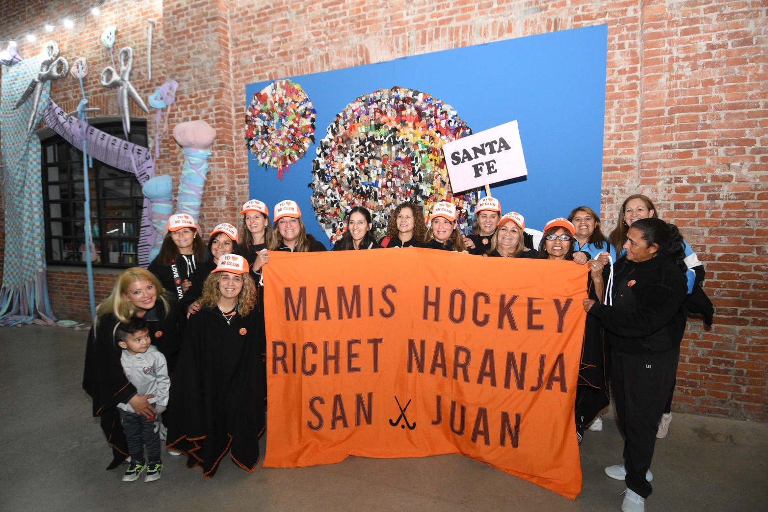 Acto inaugural del Nacional Mamis Hockey Menores, en Santa Fe