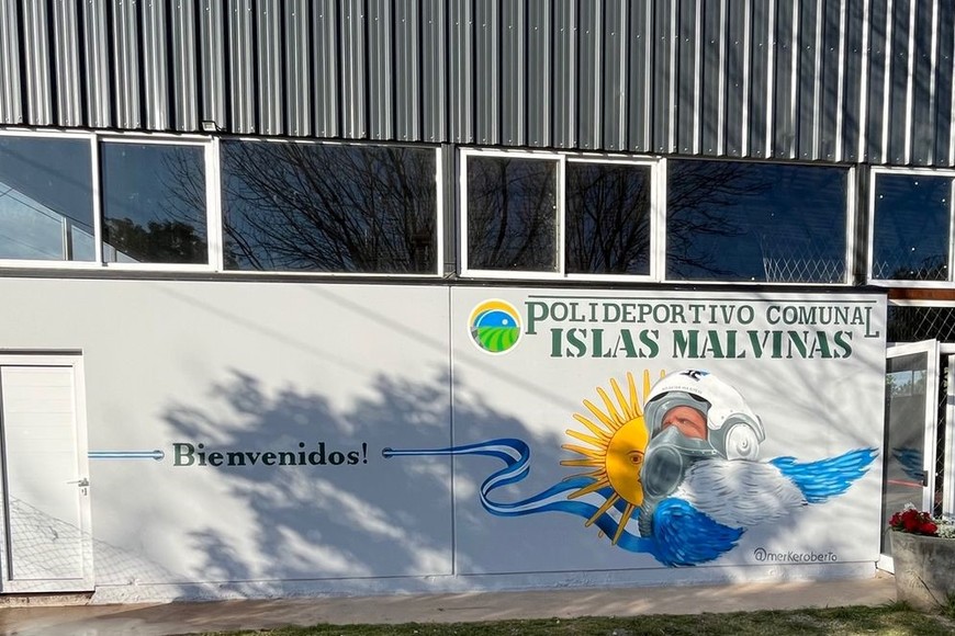 El domingo las actividades comienzan desde las 10 horas en la plaza central. "Habrá juegos para toda la familia, exposición de autos antiguos y clásicos, feria de emprendedores y artesanos. También en materia gastronómica habrá foodtrucks, comidas al paso y gastronomía tradicional, y por la tarde shows musicales en vivo", anticipó Mónaca.