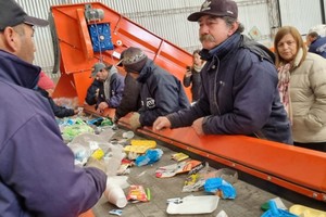 El establecimiento fue acondicionado específicamente para desarrollar la tarea de separación de residuos.